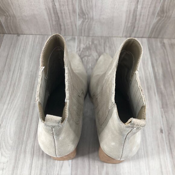 Marc Fisher Ankle Boots Womens 10M Alva Tan Suede Slip On Chelsea Booties - Picture 11 of 12